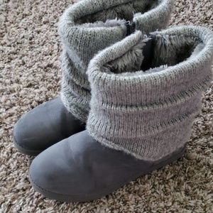 Grey boots